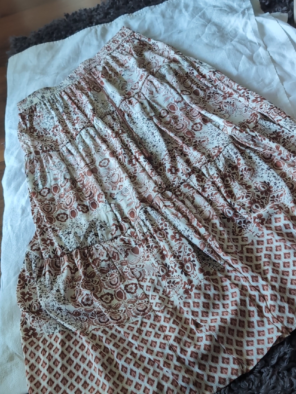 cupcakes & cashmere Cream and Rust Floral Tiered Maxi Skirt